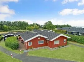 2 Bedroom Awesome Home In Tranekær