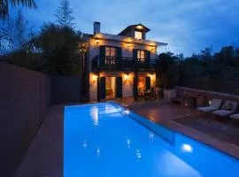 Thalia Cottage & Estate