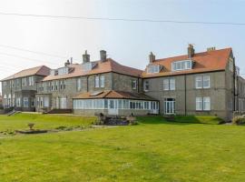 Penthouse Apartment, hotel in Seahouses