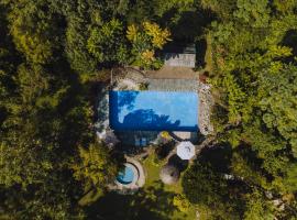 Machan Country Villa، فندق في شيتوان