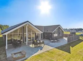 Gorgeous Home In Nørre Nebel With Sauna