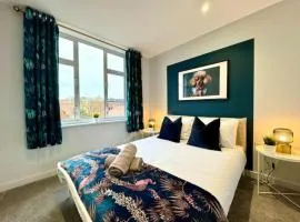 Ground Floor - Near the Beach - 3 Bedroom - New -