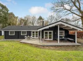 Pet Friendly Home In Hornbæk With Wifi