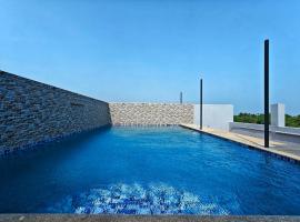 PV Tower - Auro Beach, hotel in Auroville