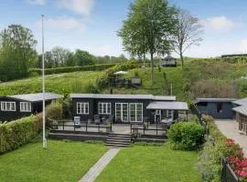 Beautiful Home In Sjølund With Wifi
