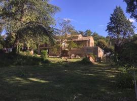 Le Viel Sabran, hotel v destinaci Sabran