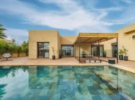 Villa de plain-pied avec piscine chauffée à Marrakech