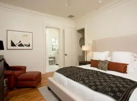 Signature Four Bedroom Lagoon Residence 1004