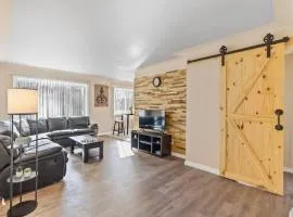 Stylish and Comfortable 1-Bedroom Apartment in Shelby Township