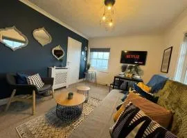 Ryde Retreat-Sea View Apartment