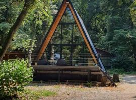 Woodnest, hotel v destinaci Čortanovci