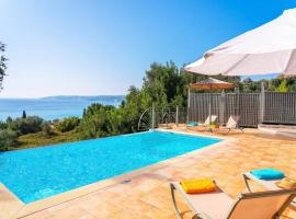 Villa Andrea by Villa Plus, ξενοδοχείο στα Λουρδάτα