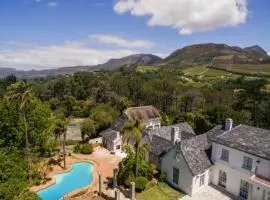 Akamah Estate