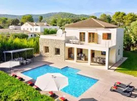 Villa Casa de Pedra by Villa Plus