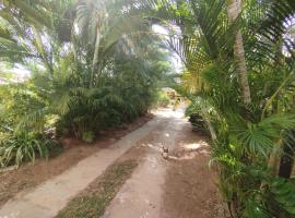 Zen Villas Praia à 700m 5Km Aeroporto Seu Refúgio perto de Salvador, отель в городе Лауру-ди-Фрейтас