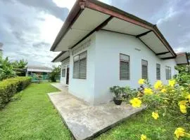 Baan Bonsuan Hill Guesthouse
