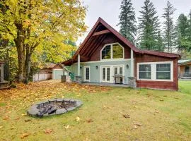 Hike, Fish and Swim Packwood Home on Golf Course!