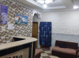 Mirana Mayotte Hostel 47, hotel ve městě Ghardája
