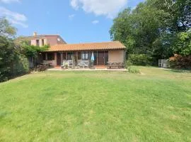 soleil catalan 50m2 , 2km mer jardin wifi parking 2ch 4pers chéque vacance