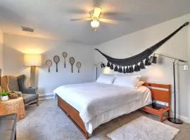 Fairway Desert Vista-Valley Views Next to Golf home