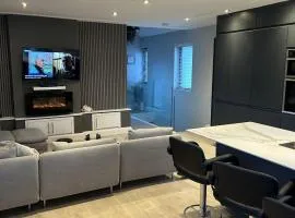 Croke Park 3-Beds Sleeps 6 2 min to Tram Stop