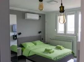 Studio Apartment-Horizont 47