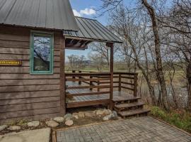 Columbine, hotel din Clark
