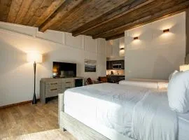 Cove Creek Lodge 215 Standard Double Queen Room