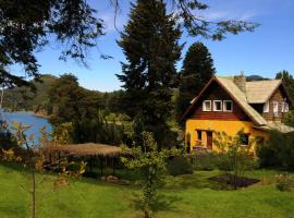 Los Juncos Patagonian Lake House