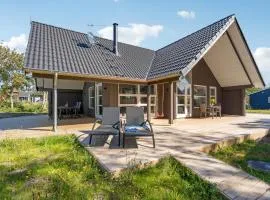 Amazing Home In Hemmet With Wifi