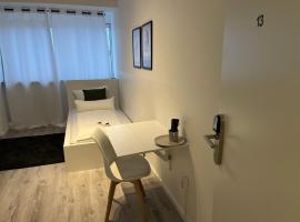 D10 I shared bathrooms&kitchen, hotel v destinaci Garching bei München