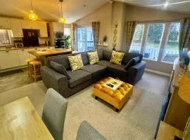Meadows 33 Hot tub - Southview Holiday Park