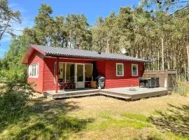 Nice Home In Aakirkeby With Wifi