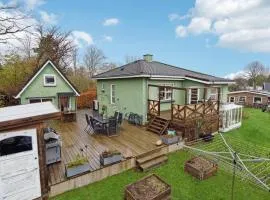 Lovely Home In Faxe Ladeplads With Wifi