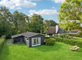2 Bedroom Stunning Home In Otterup