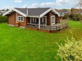 Amazing Home In Væggerløse With Sauna