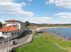 Stunning Home In Allinge With Wifi, hotel in Allinge