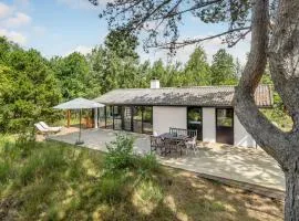 2 Bedroom Awesome Home In Vig