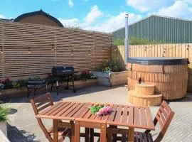 The Nest - Uk32352