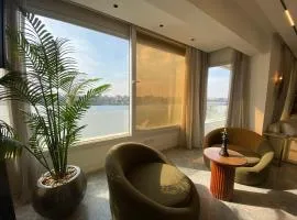 luxury apartment firist row nile view maadi cairo