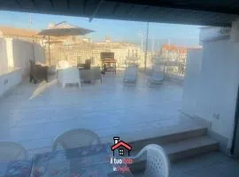 Casa Bianca bnb,Big Terrace,10 min Airport Beaches