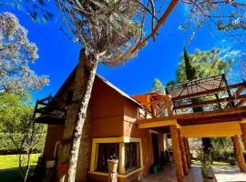 Cabaña WiFi Chimenea 15 Min de Pátzcuaro