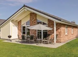 Cozy Home In Dagebüll With Kitchen