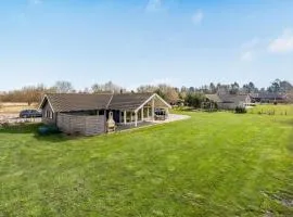 Holiday Home Blommestien V Denmk