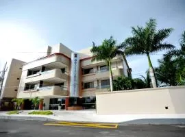 Mavil Plaza Hotel