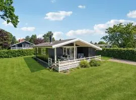 Holiday Home Humlevænget Iii