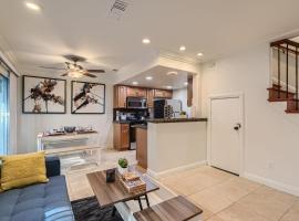 Stylish- Multi-Level- Patio- Games - Fast WIFI-CM3, vila v mestu Costa Mesa