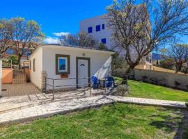 Apartman Julija, hotel in Povile
