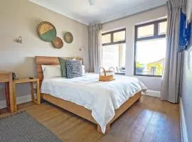 Modern self-catering apartment in a secure estate
