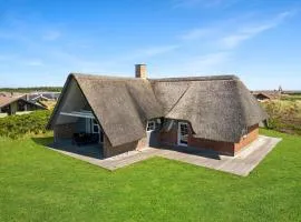 Nice Home In Hvide Sande With Sauna